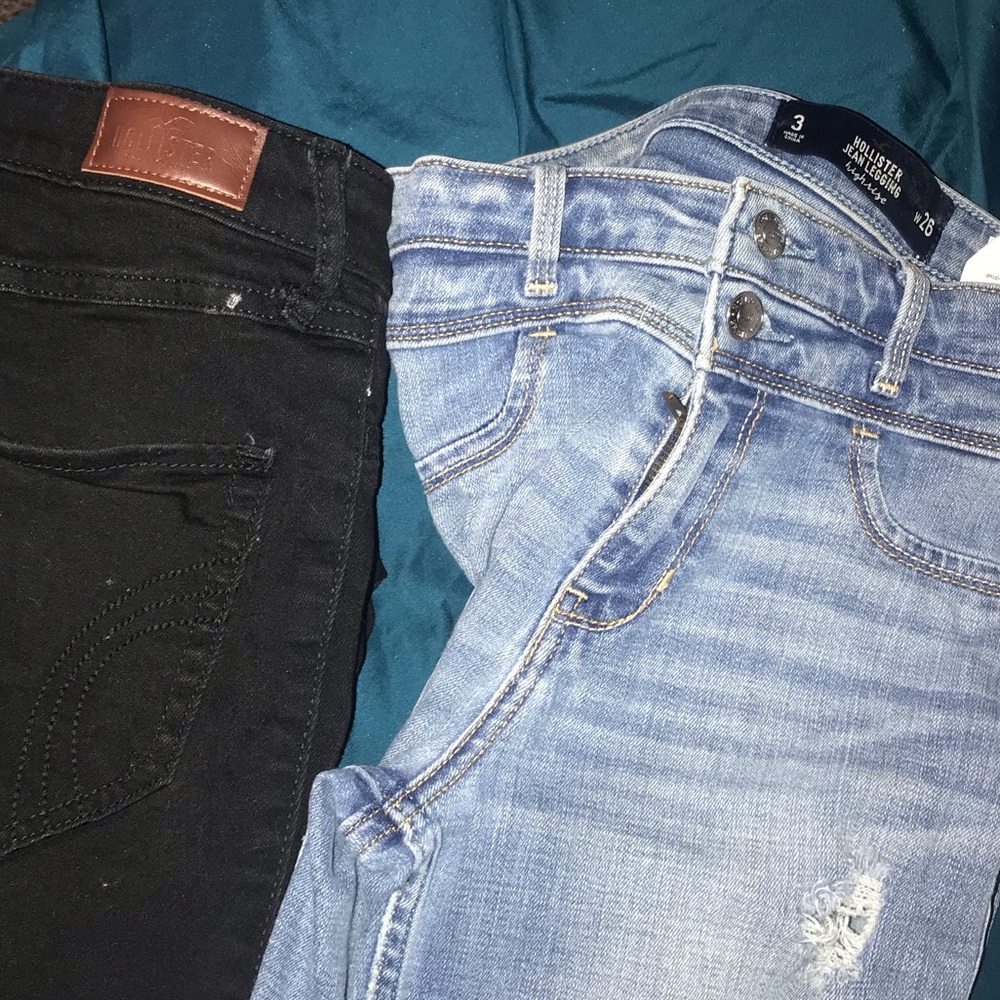 2 Hollister High Raise Super Skinny Jeans